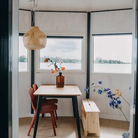 Dobberhuisje Kaag Vakantiehuis Oud Ade
